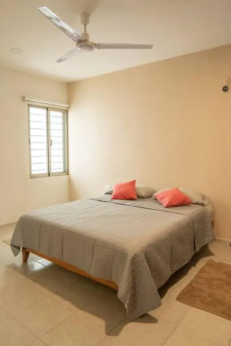 Amplia Casa Con 3 Habitaciones Para Hospedaje Chetumal